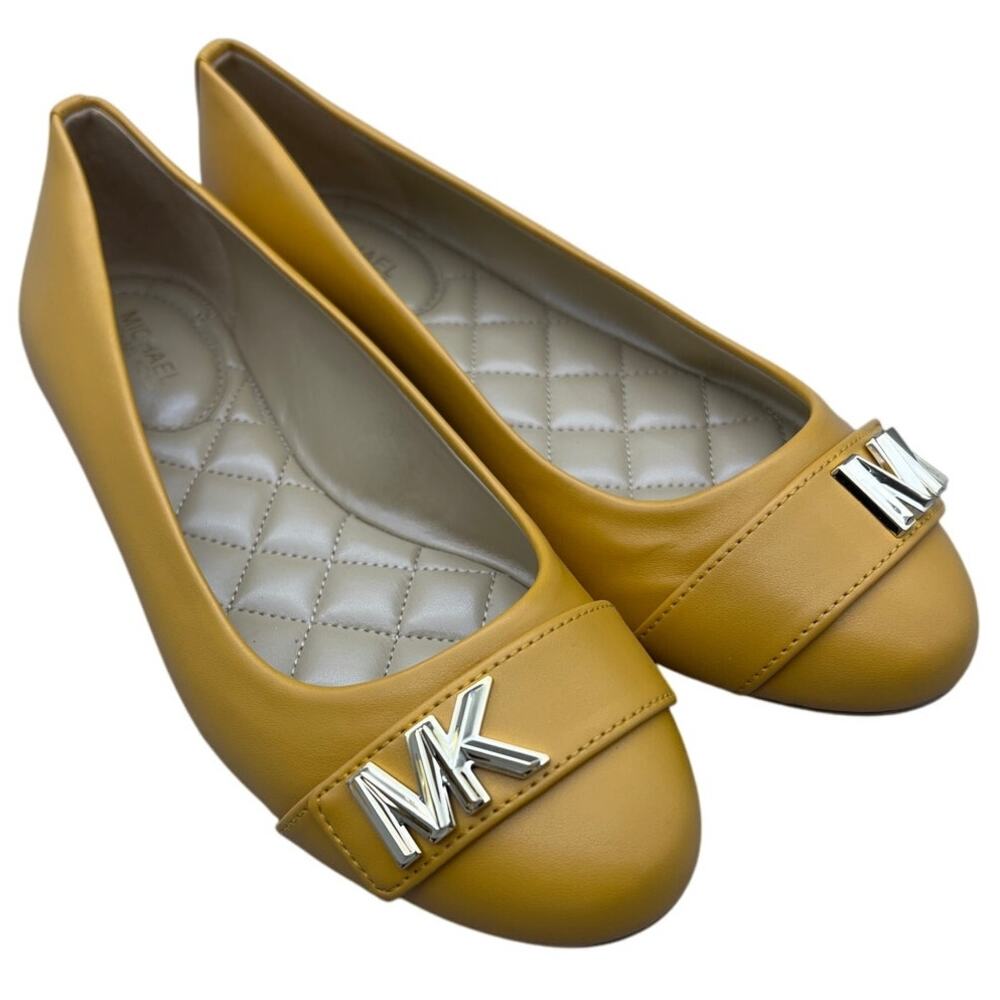 Michael Kors Jilly Womens Yellow Round Toe Slip On Ballet Flats Shoes Size 9